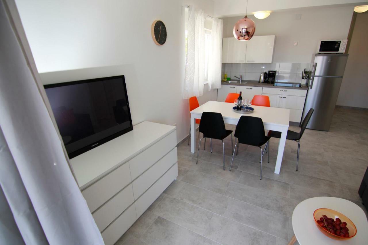 Apartments Luna Novalja Dış mekan fotoğraf