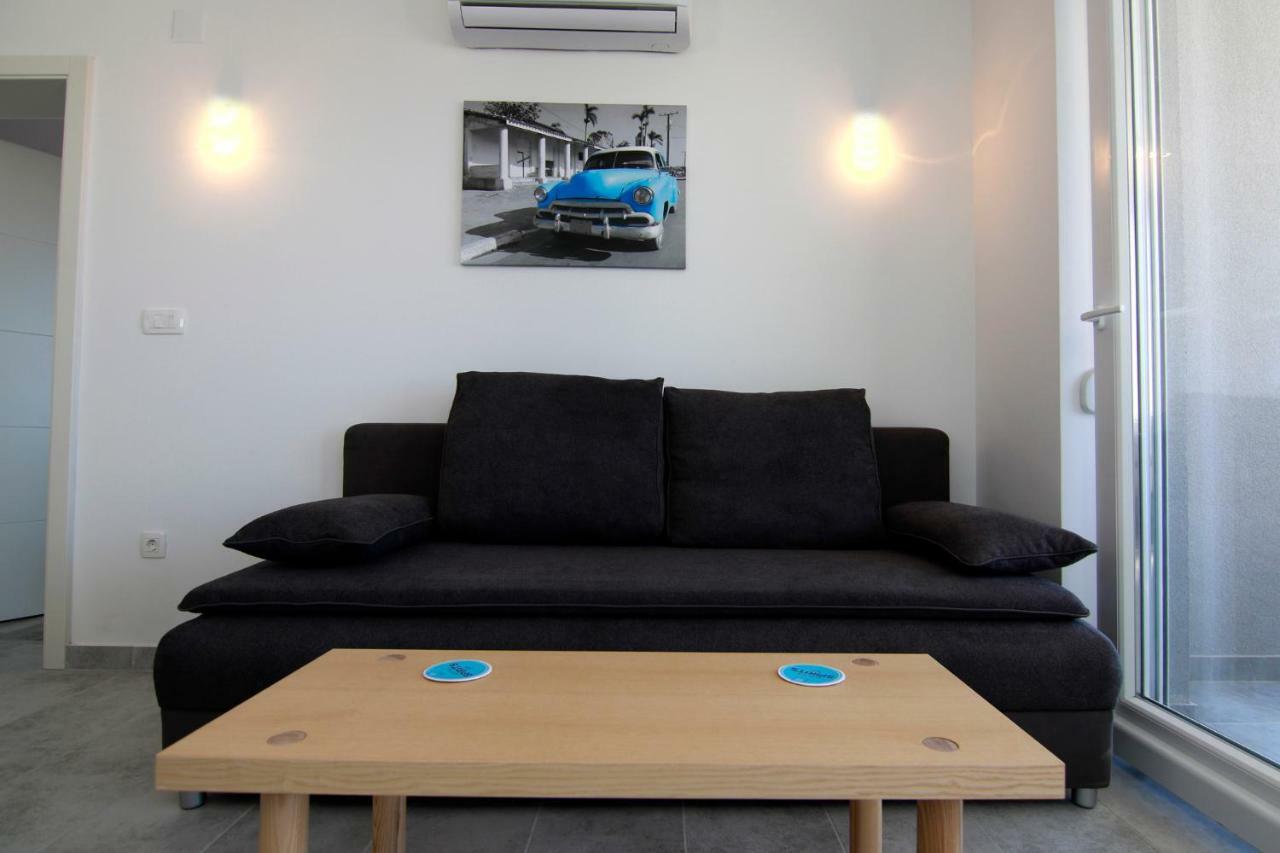 Apartments Luna Novalja Dış mekan fotoğraf
